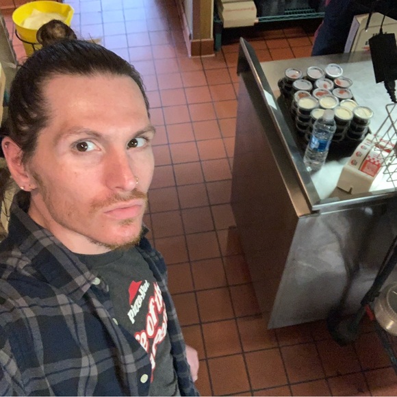 Meet your Posher, Thomas - Picture 3 of 4